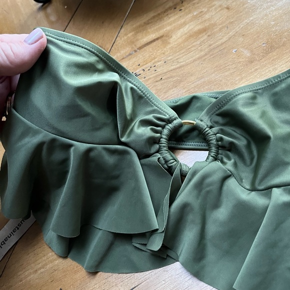 NA-KD Reborn ruffled bikini top NEW - Picture 2 of 7